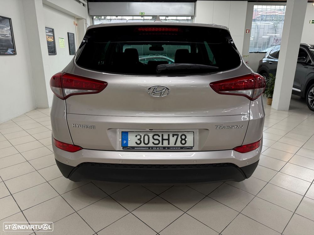 Hyundai Tucson 1.7 CRDi Executive - 8