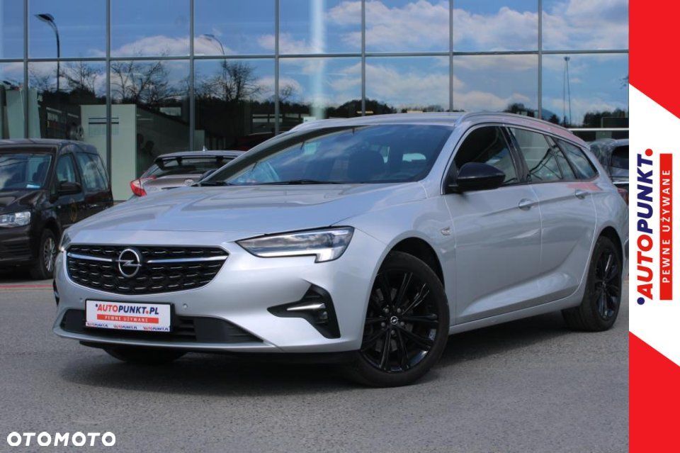 Opel Insignia - 1