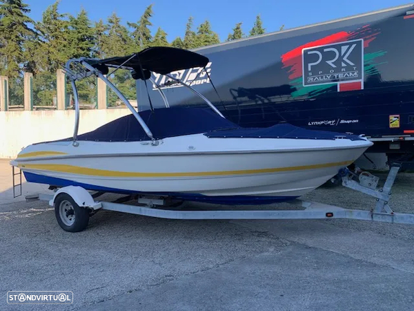 Maxum 2000SR-3