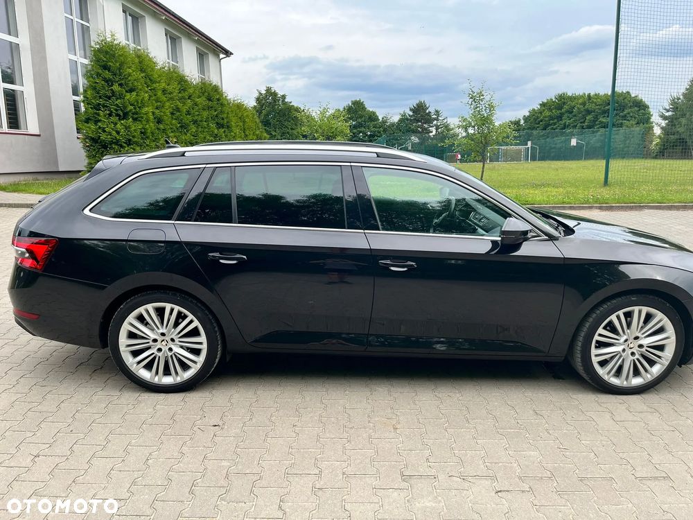 Skoda Superb 2.0 TDI SCR Style DSG - 3