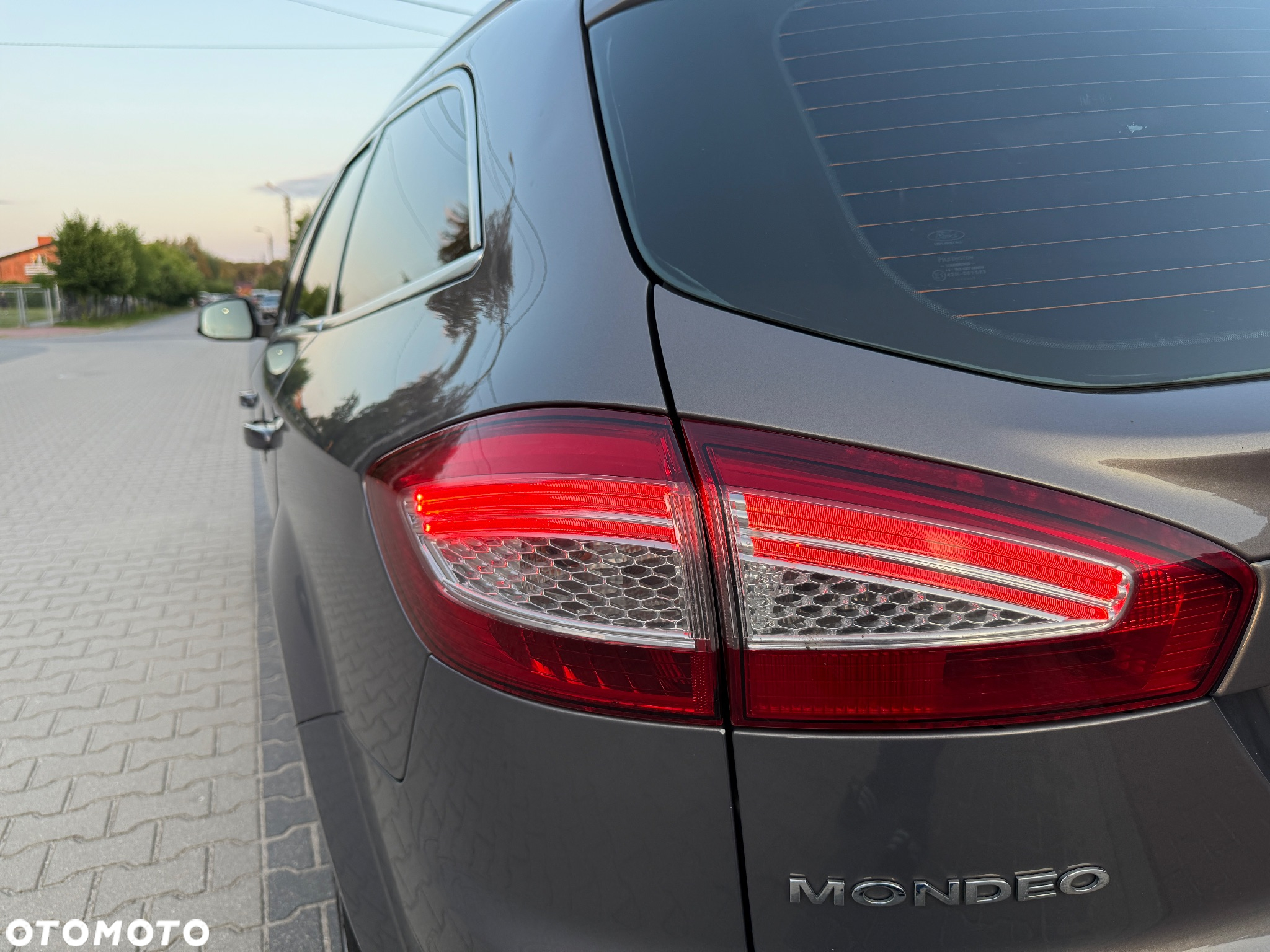 Ford Mondeo 2.0 FF Gold X Plus - 18