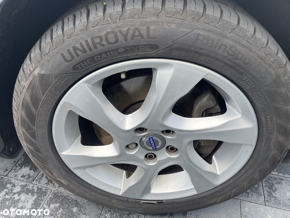 Volvo V40 D3 Summum - 28