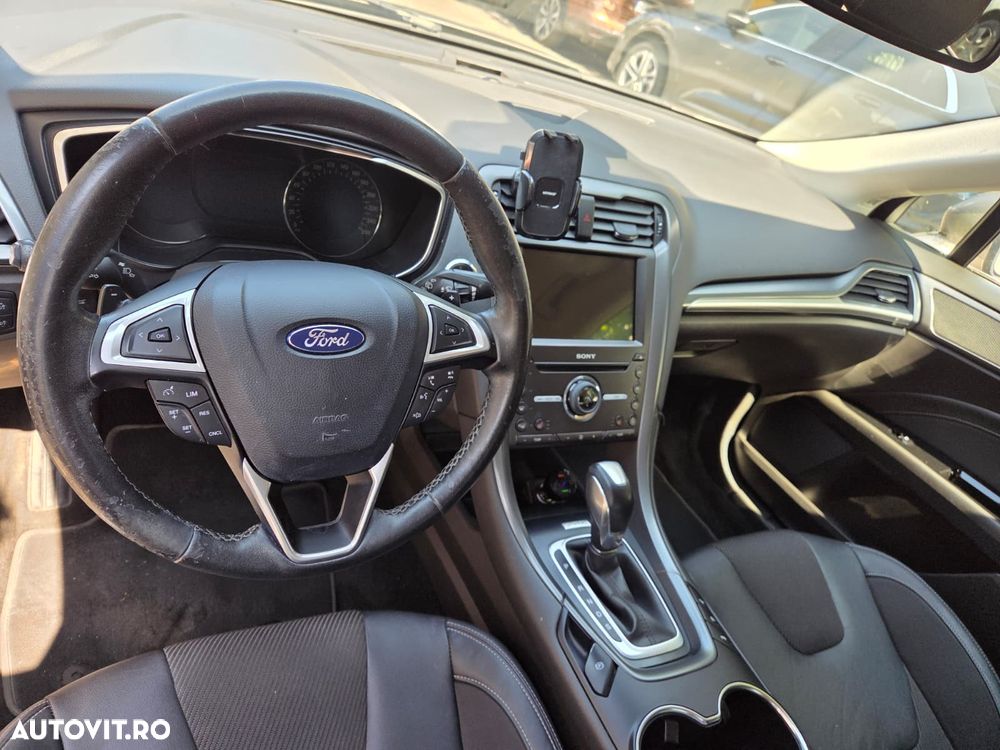 Ford Mondeo 2.0 TDCI PowerShift AWD Titanium - 8