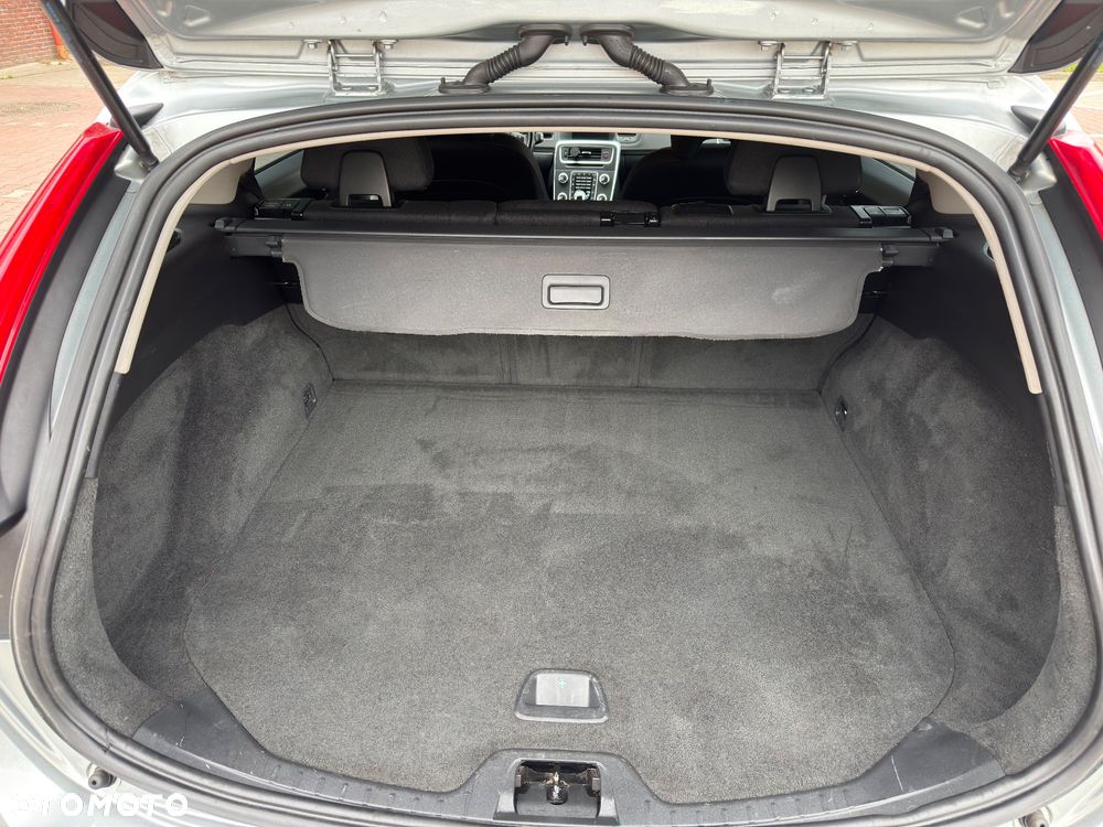 Volvo V60 D4 Kinetic - 18