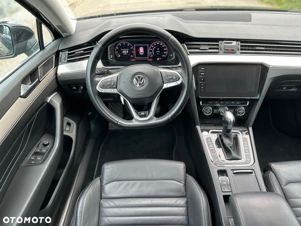 Volkswagen Passat 2.0 TSI 4Mot Highline DSG - 28