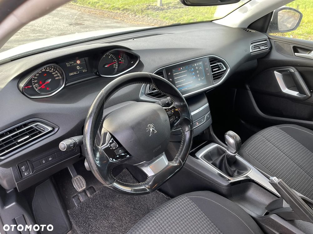 Peugeot 308 1.6 BlueHDi Business Line S&S - 10