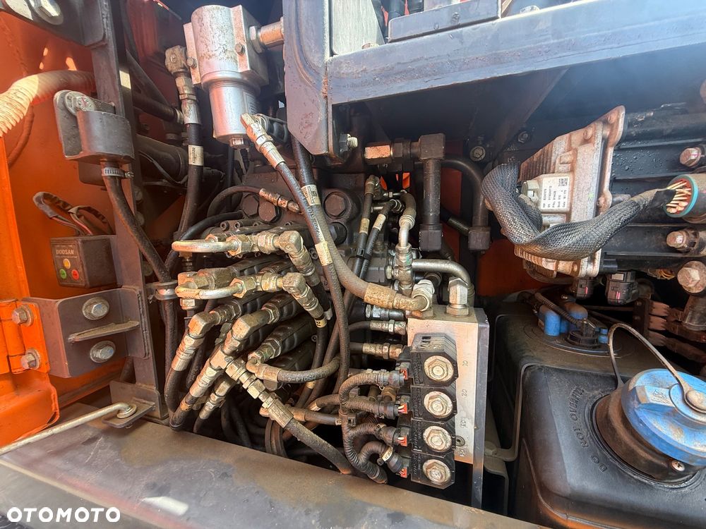 Doosan DX 165 - 8