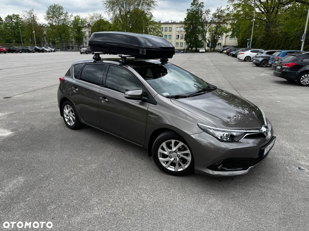 Toyota Auris Hybrid 135 Premium - 4
