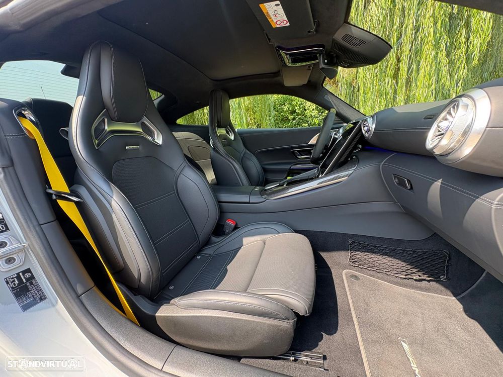 Mercedes-Benz AMG GT 63 4MATIC+ 2D Speedshift MCT 9G - 12