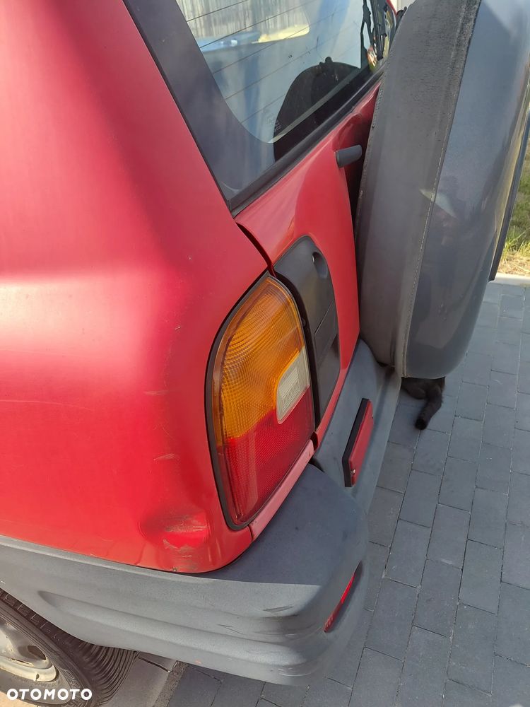 Toyota RAV4 2.0 - 9