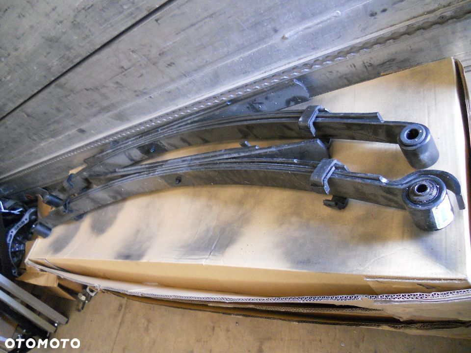 RESORY resor tył ISUZU D-max II i III 1,9 i 2,5d NOWE - 9