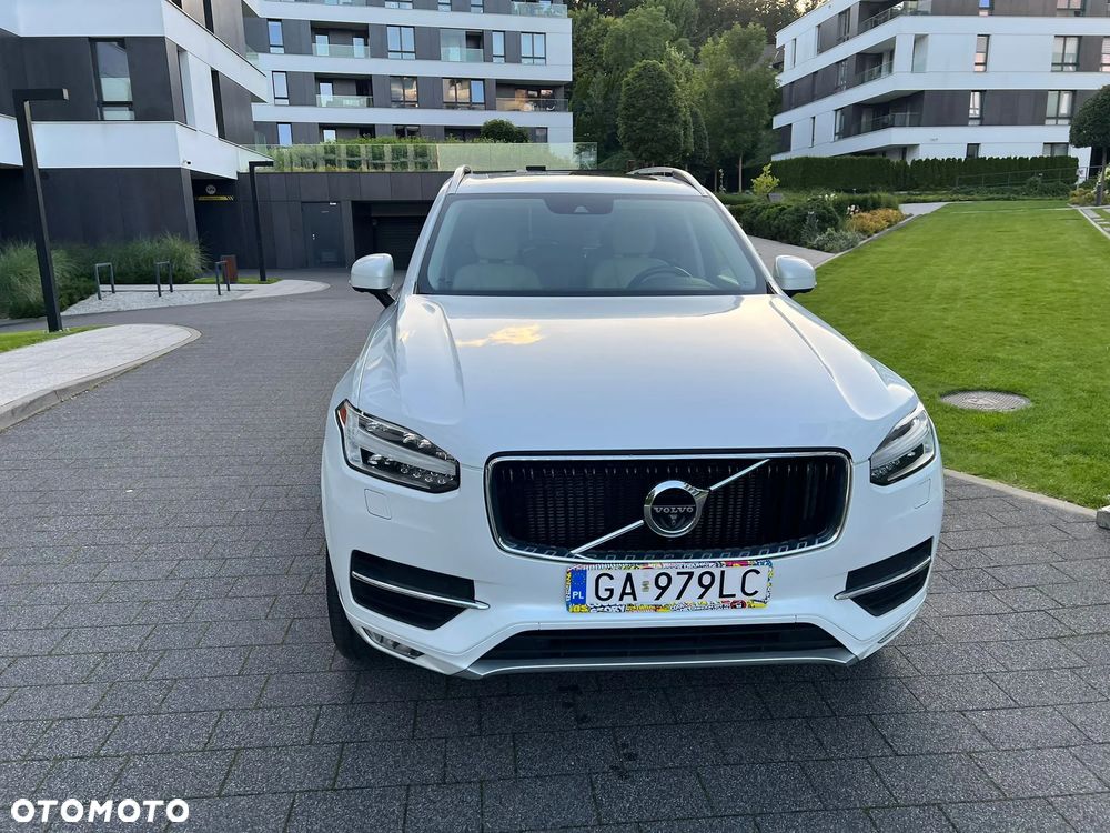 Volvo XC 90 - 3