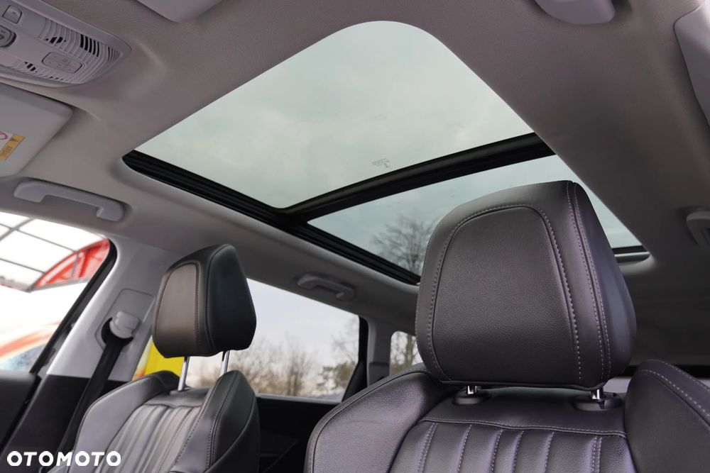 Peugeot 5008 1.6 PureTech Allure S&S EAT8 - 17