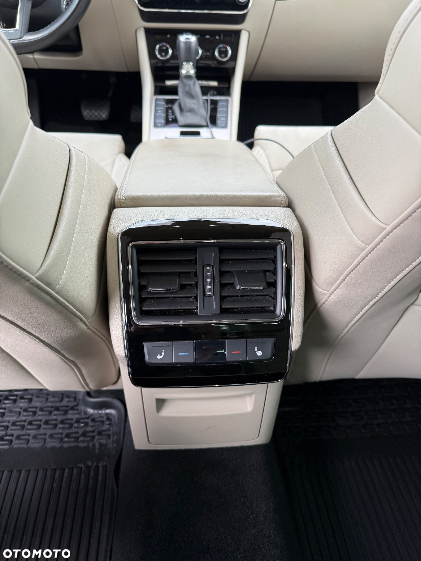 Skoda Superb 2.0 TSI 4x4 Style DSG - 12