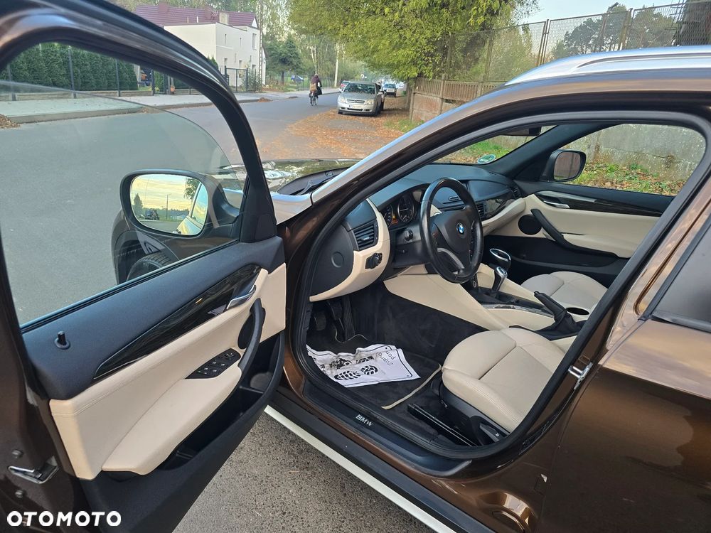 BMW X1 xDrive20d - 13