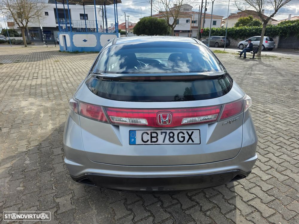 Honda Civic 1.4 i-VTEC Elegance - 30