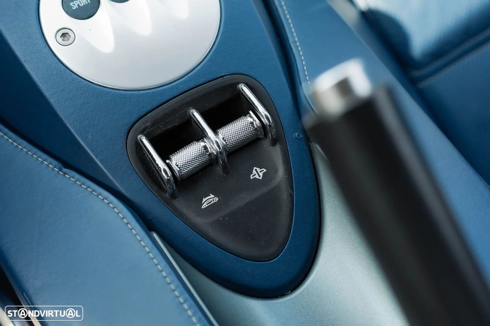 Lamborghini Gallardo LP560-4 Spyder E-Gear - 16