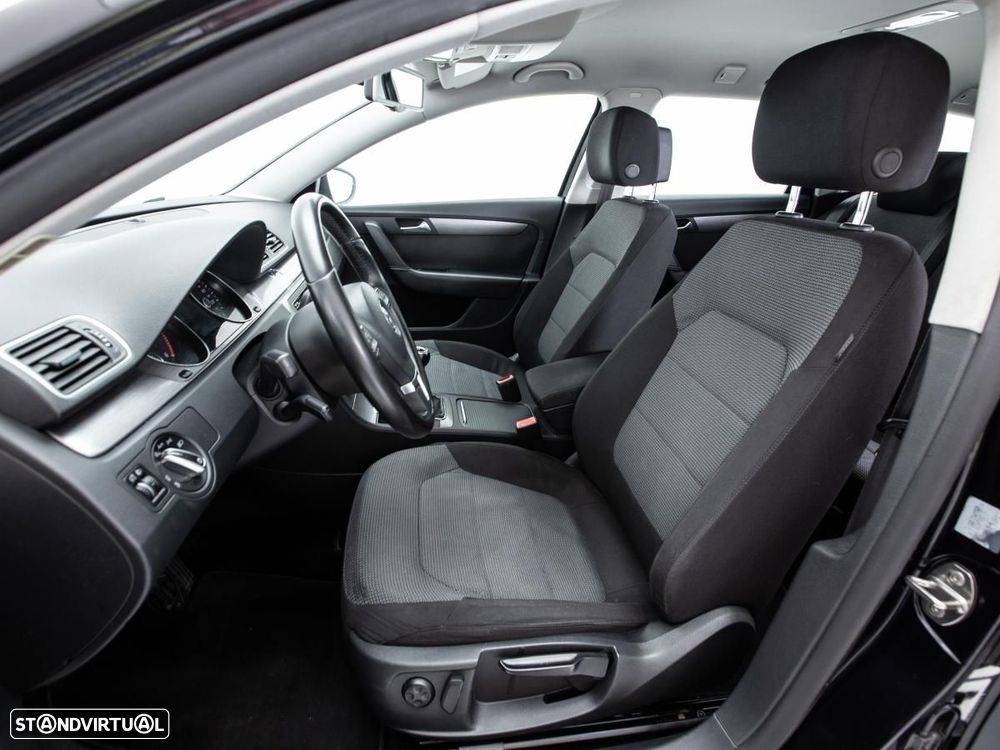 VW Passat Variant - 8