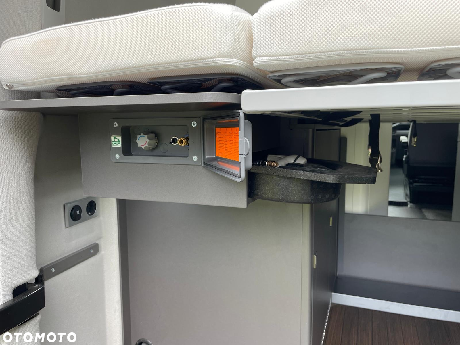 Volkswagen Crafter Grand California 600 - 11