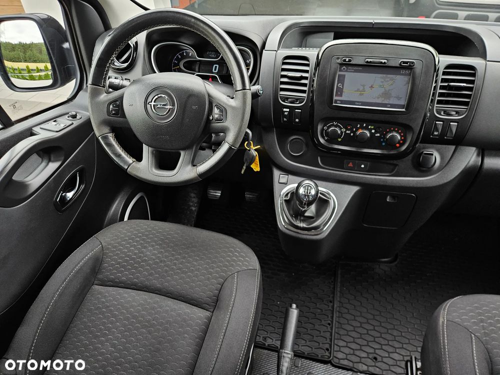 Opel VIVARO - 31