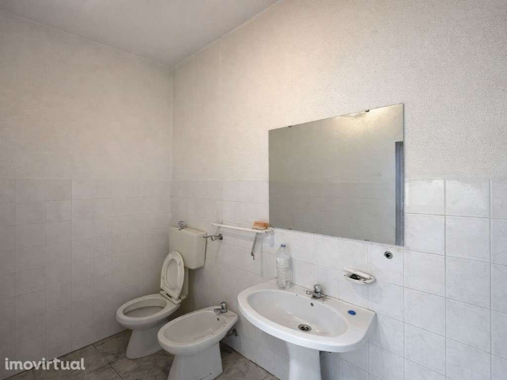 Espaço Comercial / Estabelecimento no Rés do Chão - Caneças - Grande imagem: 3/6