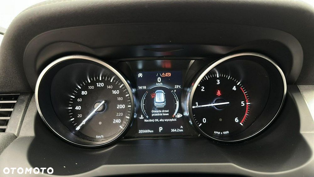 Land Rover Range Rover Evoque - 17