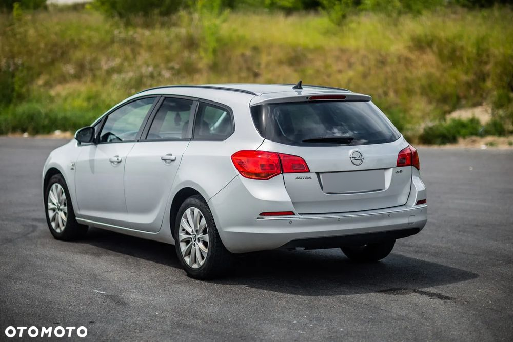 Opel Astra - 9