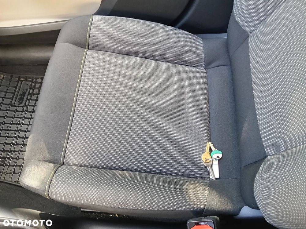 Citroën C3 Pure Tech 82 ELLE - 10