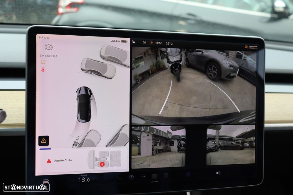 Tesla Model 3 - 9