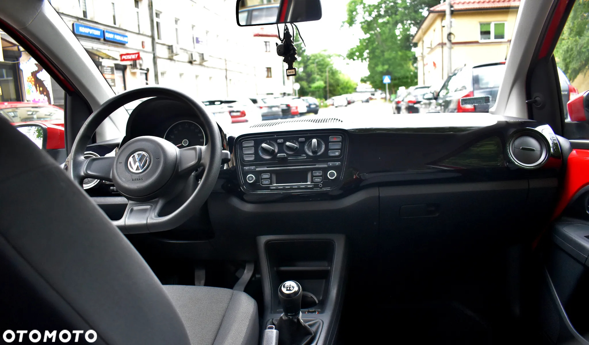 Volkswagen up! - 6