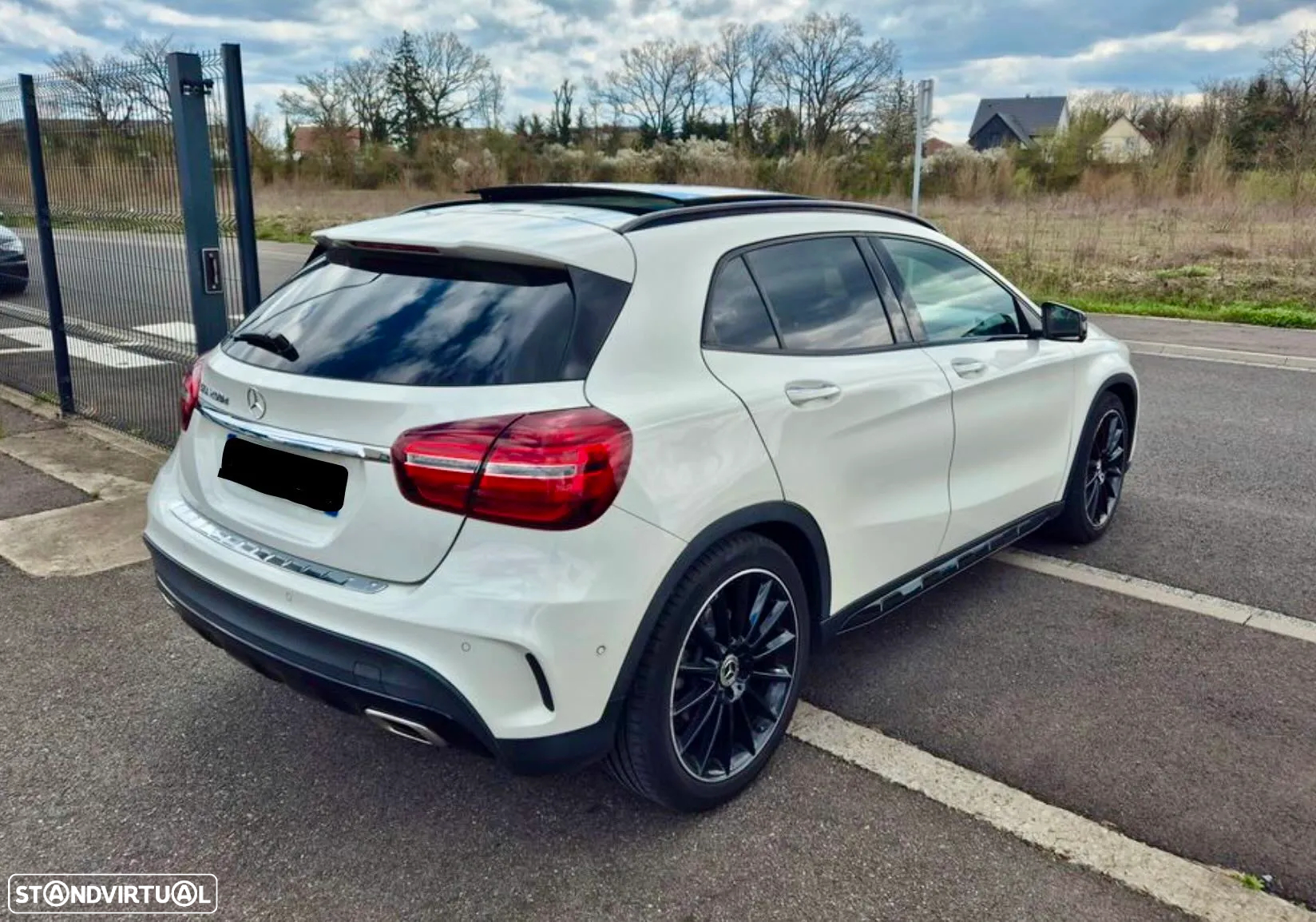 Mercedes-Benz GLA 200 (CDI) d 7G-DCT AMG Line - 3