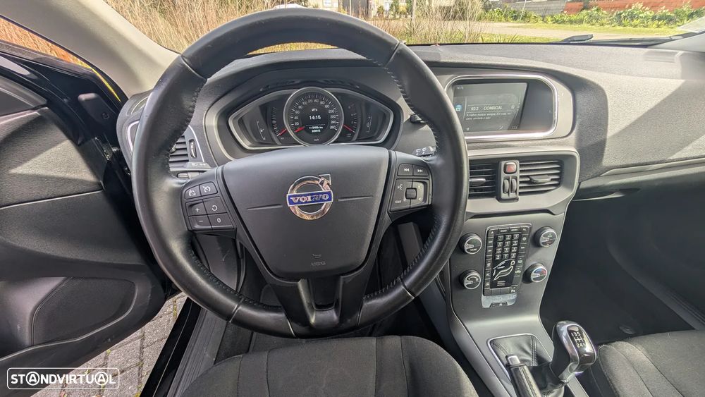 Volvo V40 2.0 D2 Momentum - 10