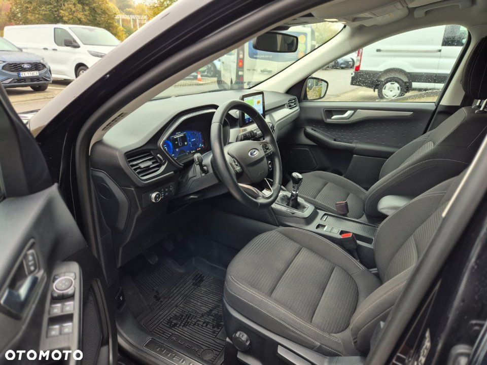 Ford Kuga - 14