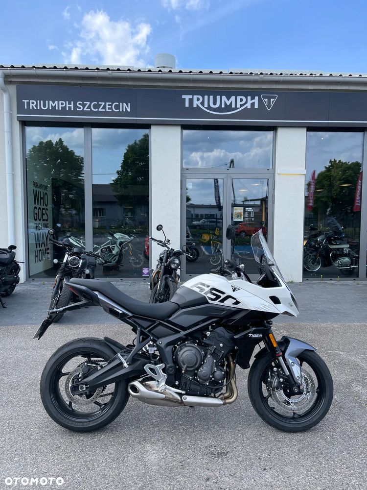 Triumph Tiger - 2