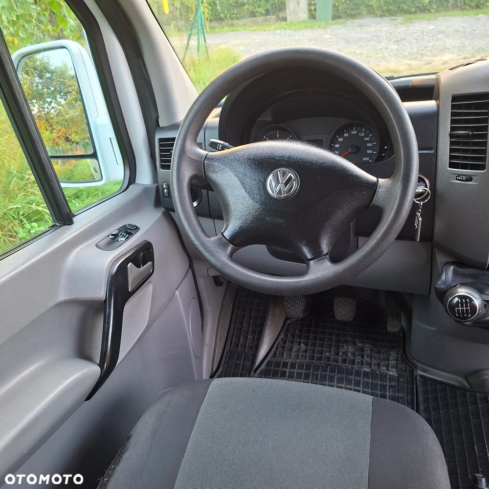 Volkswagen Crafter - 13