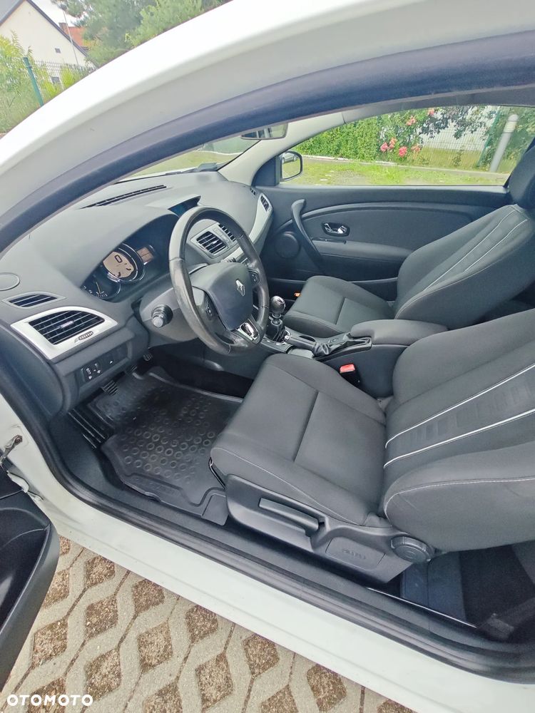 Renault Megane 1.6 16V Dynamique Euro5 - 21