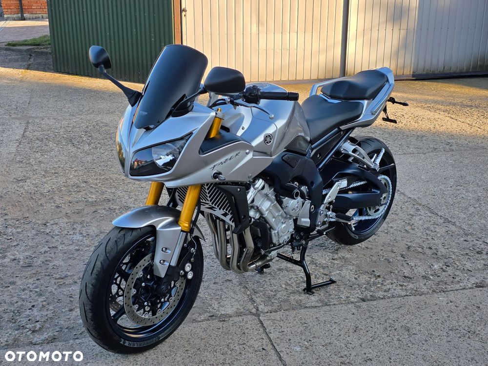 Yamaha FZ - 7