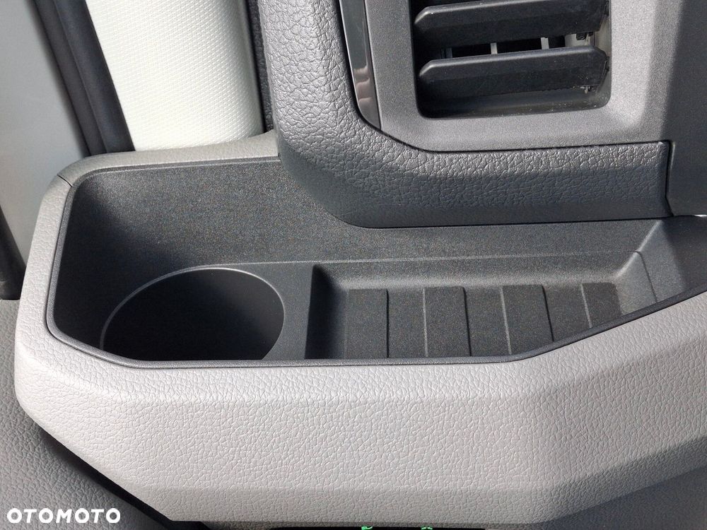 Volkswagen Crafter - 21