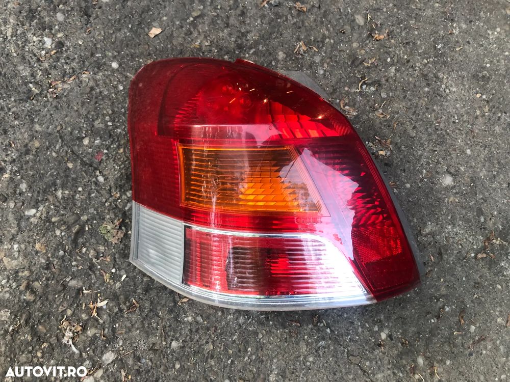 Stop stanga spate Toyota Yaris 2009 4 usi - 3