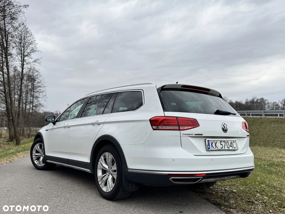 Volkswagen Passat Alltrack 2.0 TDI SCR 4Motion DSG - 8