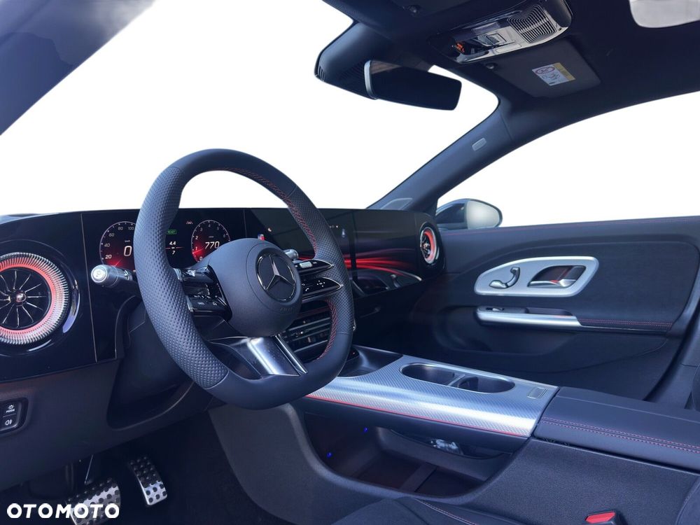 Mercedes-Benz CLA 200 mHEV 8G-DCT - 10