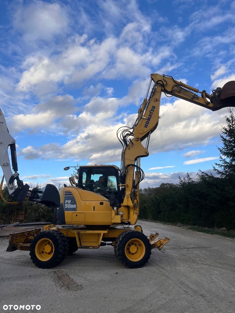 Komatsu Koparka kołowa KOMATU PW98MR-8 10ton 4x4x4 ośki skrętne Ramię 3x łamane BEZ DPF i ADBLUE 4 cyl dodatkowe wyjścia hydr Pług Podpory  2012 szybka zwinna Prosto z importu 1 właściciel Cat TEREX Liebherr Wacker Pw 98 Mr 8 11 - 25