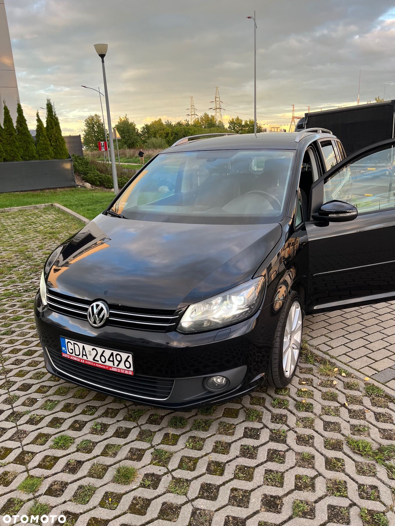 Volkswagen Touran 2.0 TDI DPF Highline - 1