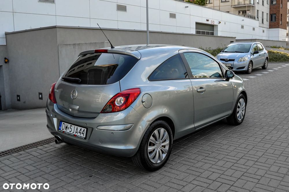 Opel Corsa - 4