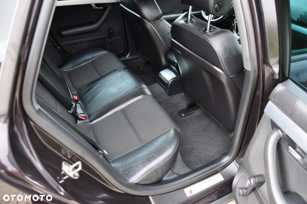 Audi A4 Avant 2.0 TDI DPF - 29