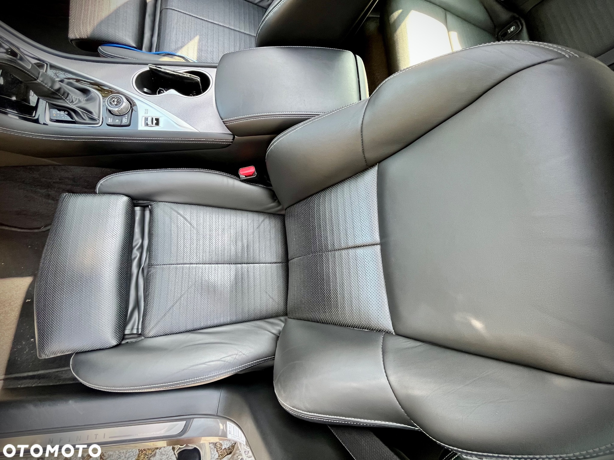 Infiniti Q50 Hybrid AWD Premium - 15