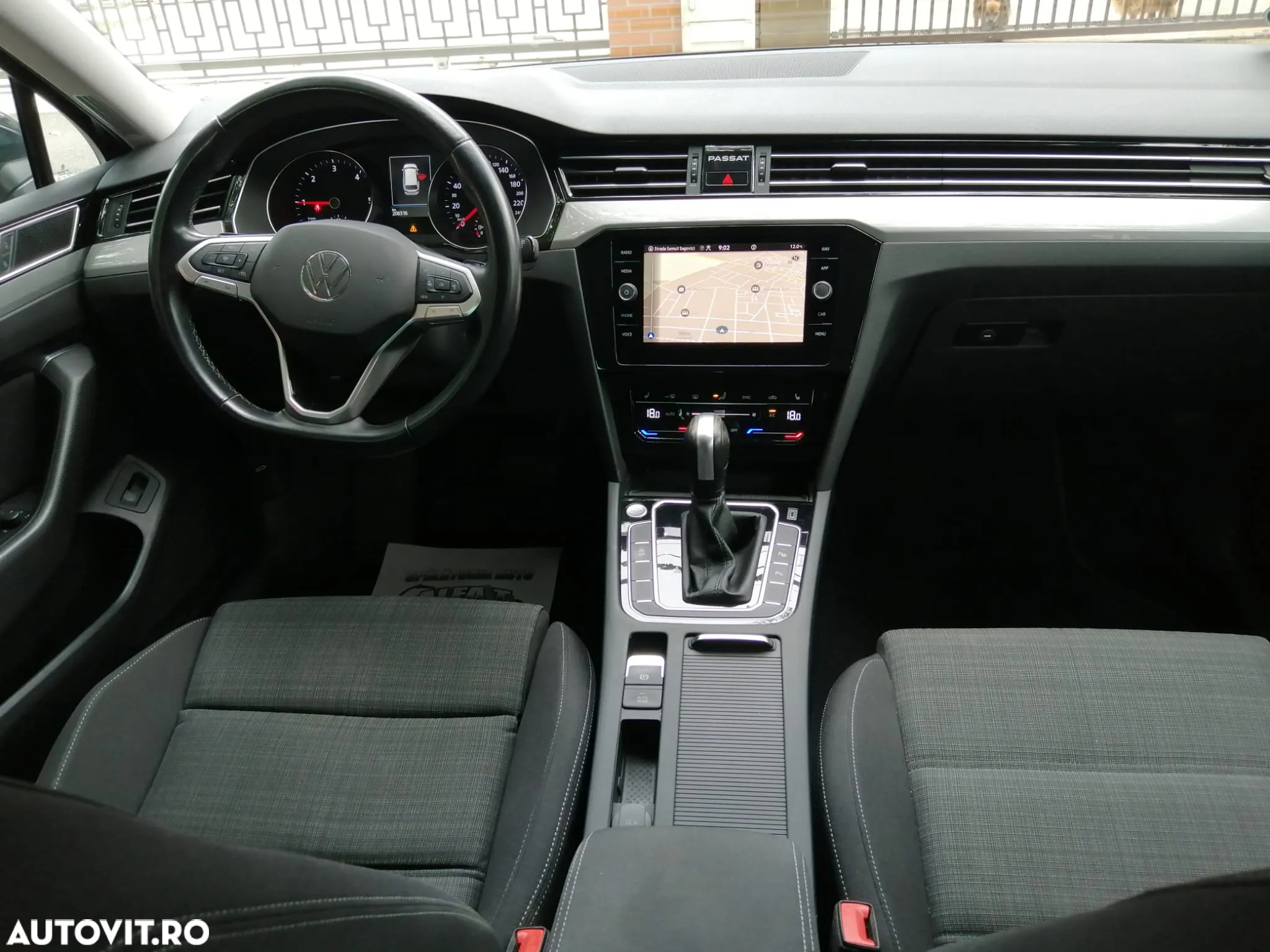 Volkswagen Passat - 6