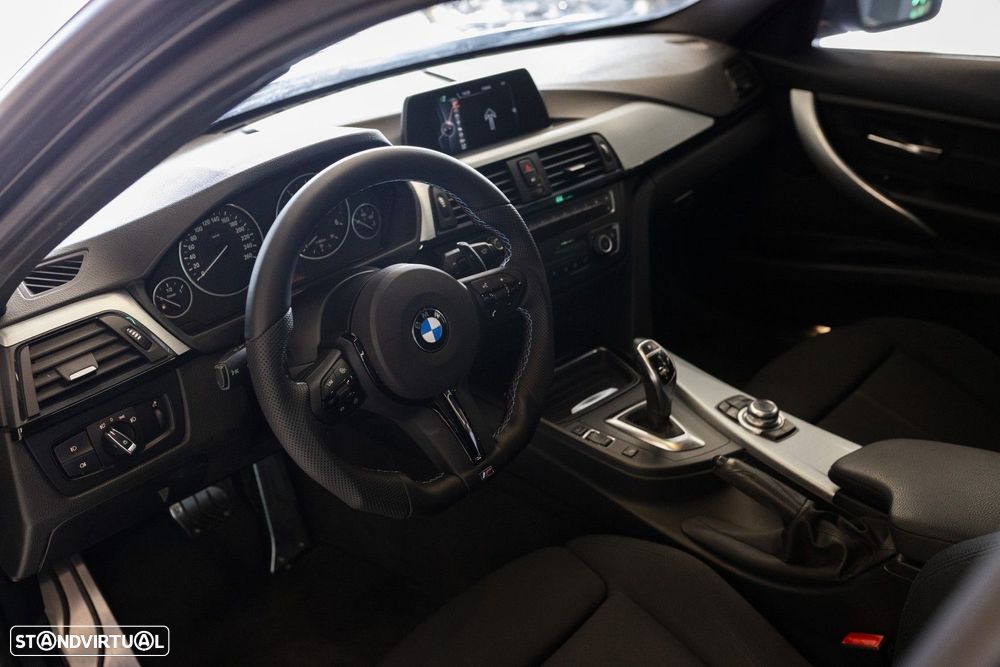 BMW 320 d Auto Pack M - 37