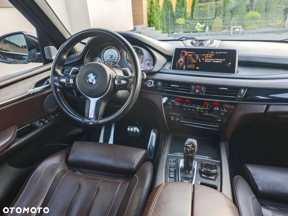 BMW X5 M M50d - 9