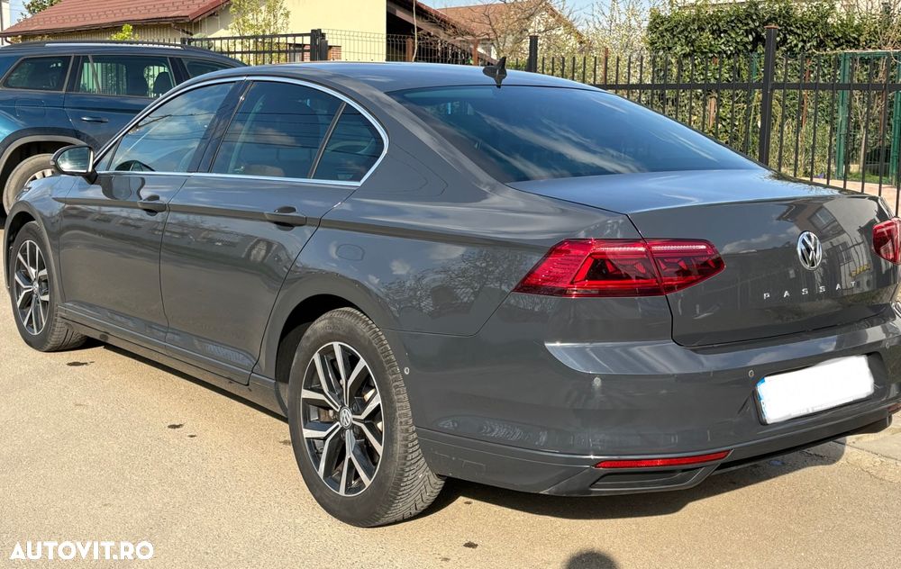 Volkswagen Passat 1.5 TSI ACT DSG Comfortline - 4